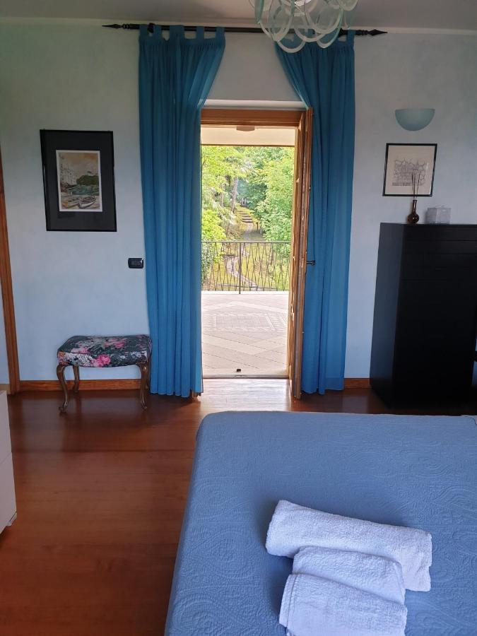 L'Ortensia Della Villa Isabella, Camera Con Vista Lago, Balcone Sul Parco E Bagno Esclusivo All'Esterno Della Camera Stresa Exterior foto