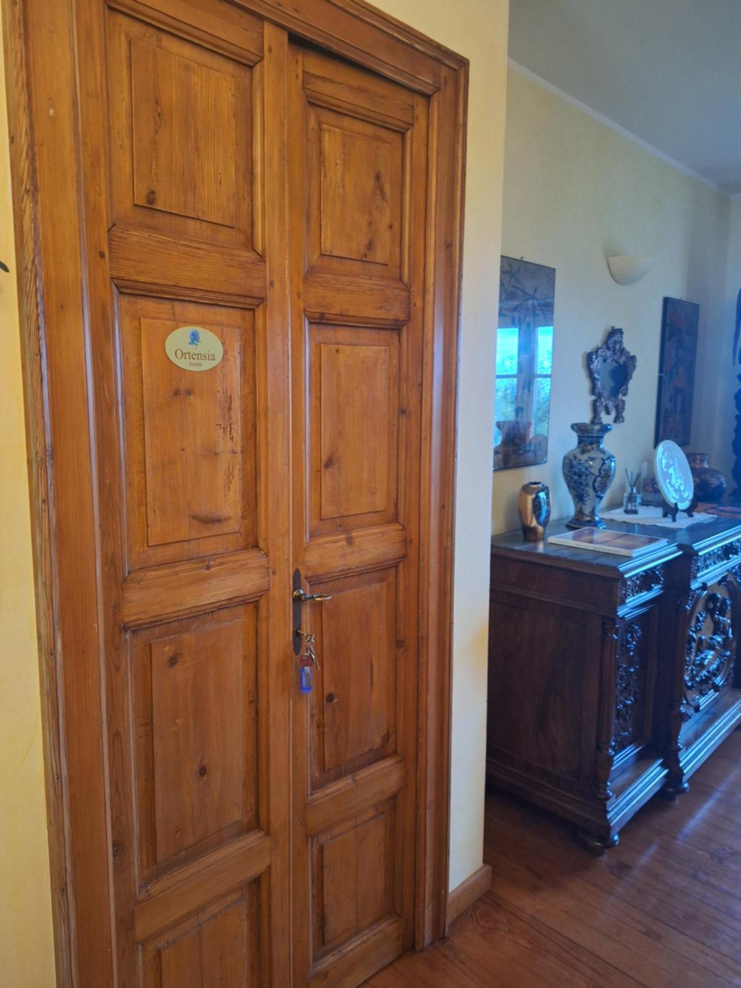 L'Ortensia Della Villa Isabella, Camera Con Vista Lago, Balcone Sul Parco E Bagno Esclusivo All'Esterno Della Camera Stresa Exterior foto